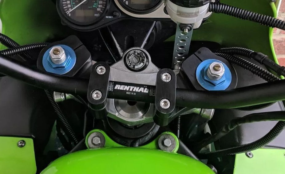 Suzuki RF900 1994 to 1997 Top Yoke Conversion with 43mm diameter forks