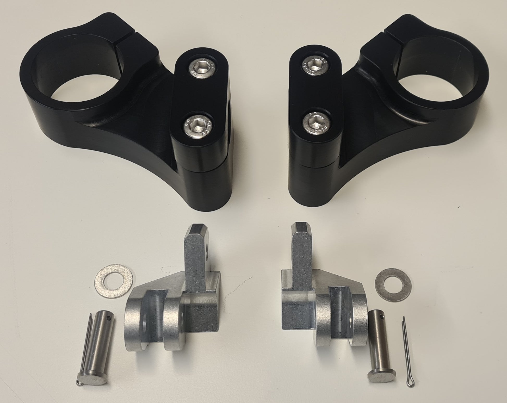 Honda CBR1000F 1987 to 1999 with 41mm Forks Conversion Bracket Comfort Kit