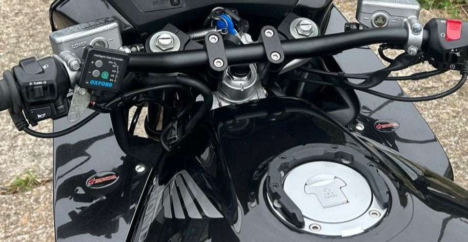 Honda CBR1000F 1987 to 1999 with 41mm Forks Conversion Bracket Comfort Kit