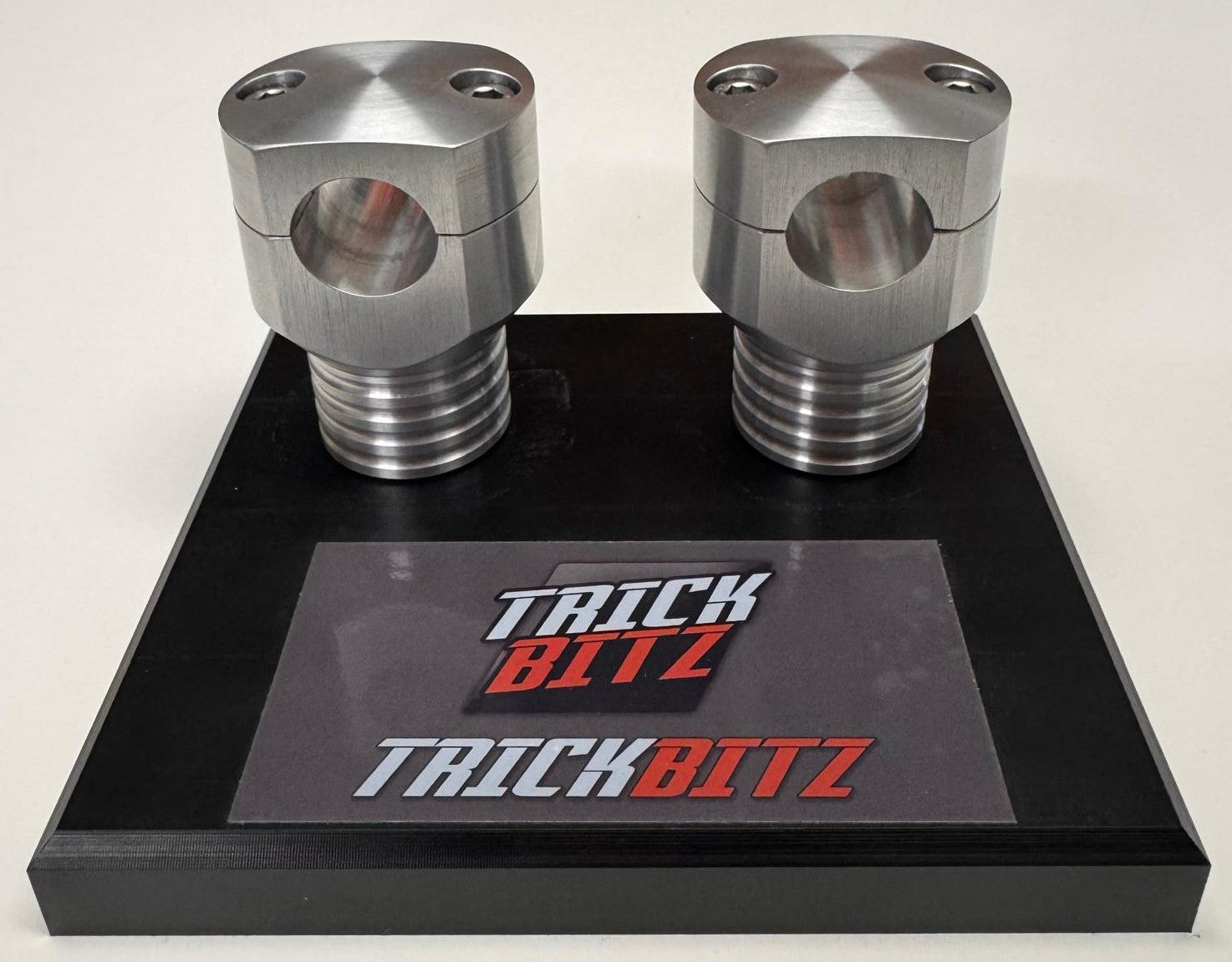 Standard Ribbed Handlebar Risers