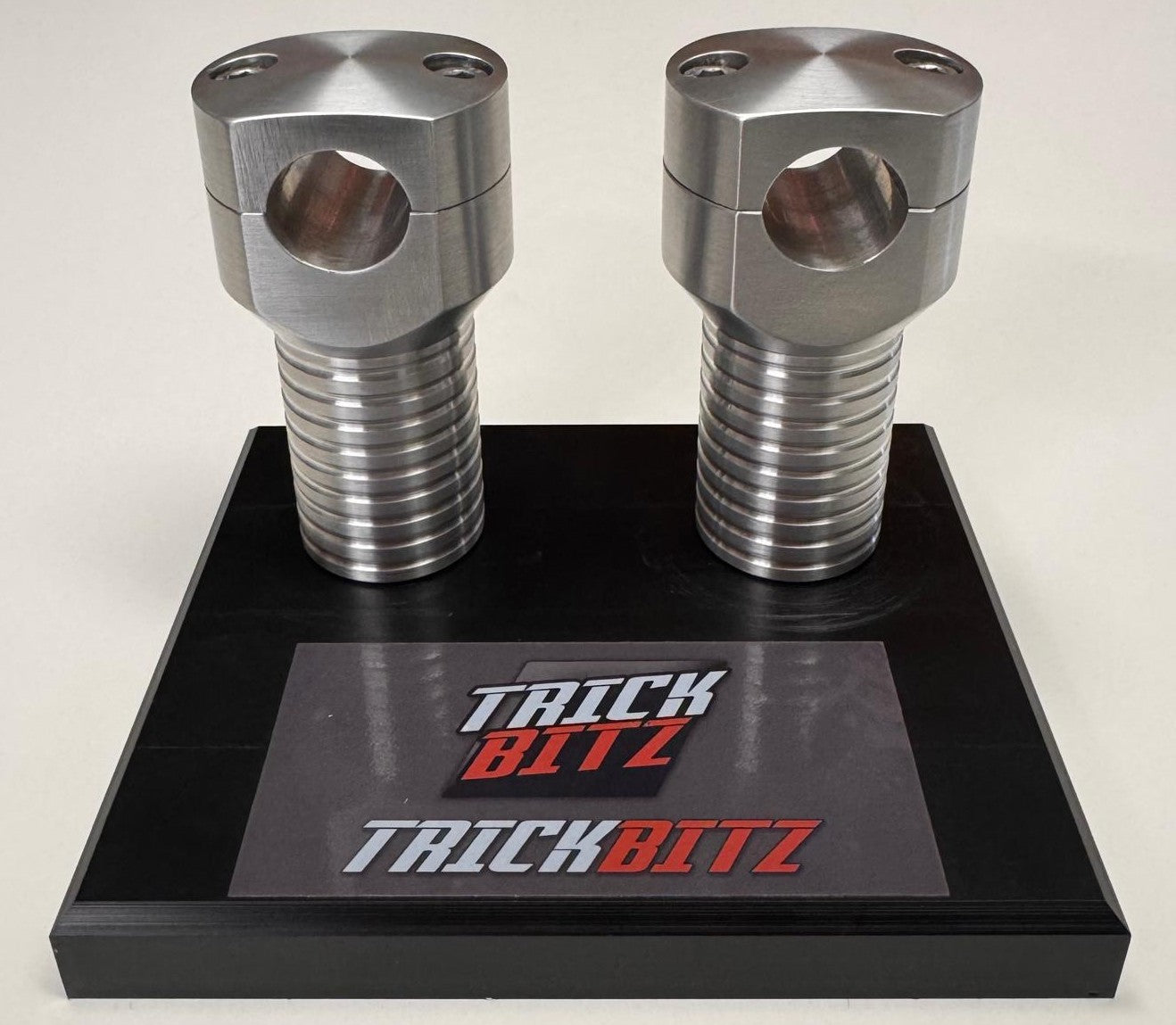 Standard Ribbed Handlebar Risers